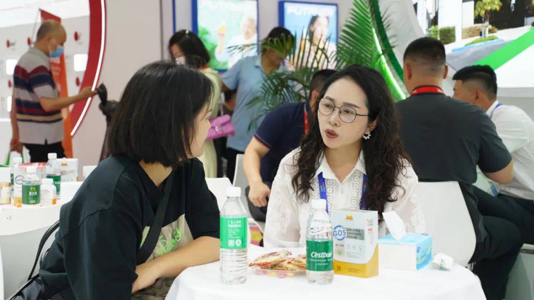 REAPS瑞普斯闪耀NHNE盛会，AI智能众筹供应链成焦点 